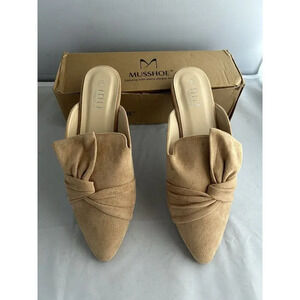 Musshoe Women's Tan Suede Knot-Accent Pointed Mules